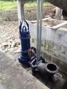 潜水排污泵安装中